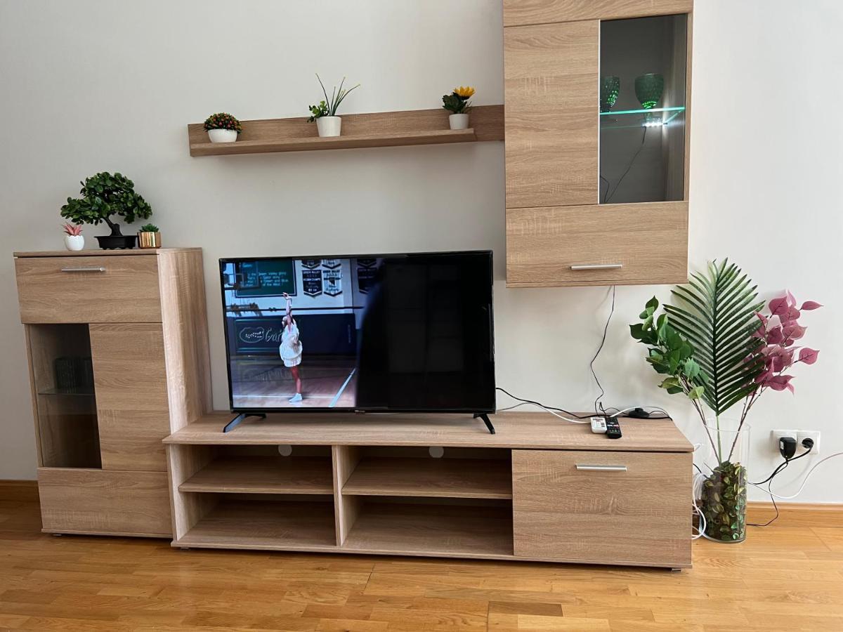 Apartmán Aparment La Gavia Madrid Exteriér fotografie