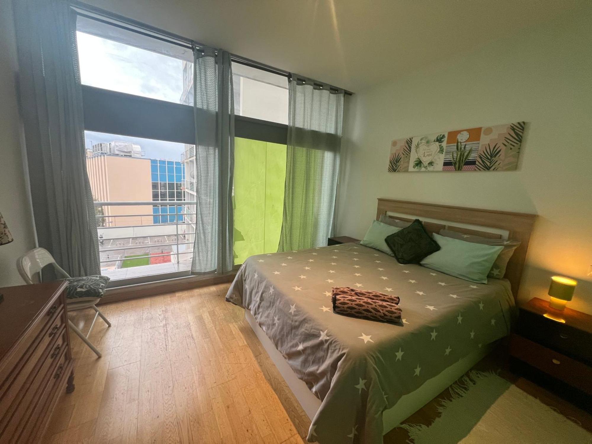 Apartmán Aparment La Gavia Madrid Exteriér fotografie